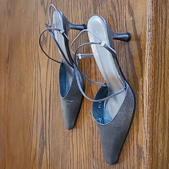 Vintage Stuart Weitzman Fabric Upper Shoes - Picture 4 of 10